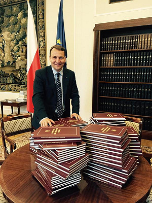 波蘭國會議長竊聽風暴下台  扯出中國網站