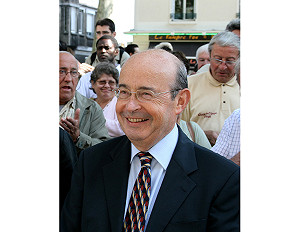 台女自爆與法國自殺前市長6年地下情