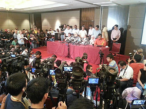 安華不承認敗選  已蒐集國陣不法行為