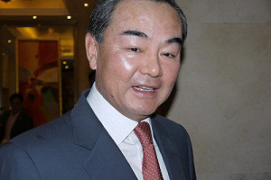 中日關係解凍？  外長2年來首次會談