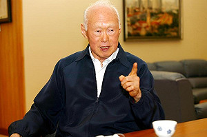 遭感染 星前總理李光耀病情惡化