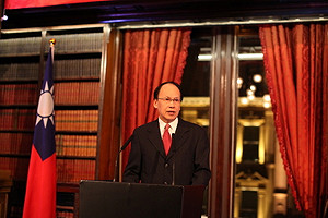 認經濟學人報導不實  駐英代表投書澄清