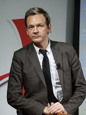 亞桑傑被控強姦  疑遭美人計