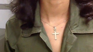 上班禁戴宗教標誌  英基督徒告上人權法庭