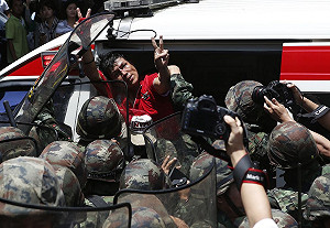 盈拉獲釋  軍方嚴厲打壓民眾集會