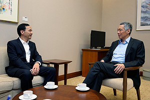 朱立倫訪星  李顯龍po合照曬情誼