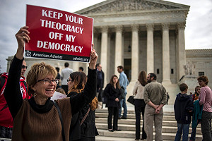 議會開會前可否先禱告？美最高法庭展開聽審