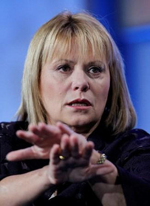 雅虎董事會解聘執行長巴爾茲