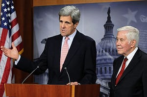 凱瑞：史諾登應「像個男子漢」回美應訊