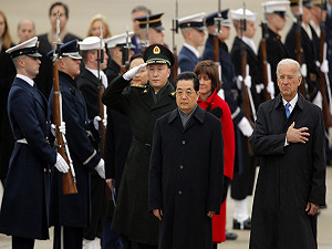 胡錦濤抵美前  首樁抗議遭逮捕