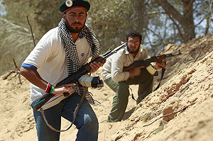 利比亞反對派逼近首都  美法意見分歧