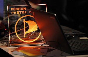 冰島海盜黨首開先例  贏得國會席次