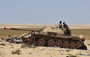 叛軍奪得石油城鎮  美國促格達費下台