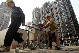 經濟學人：中國傾銷鋼鐵恐引發貿易大戰