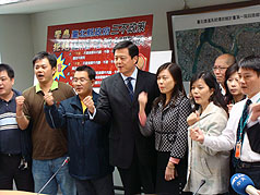 進口美國牛  不分藍綠全台反制  14日上街頭抗議