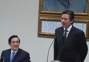 小刀出鞘  金溥聰：戒慎恐懼