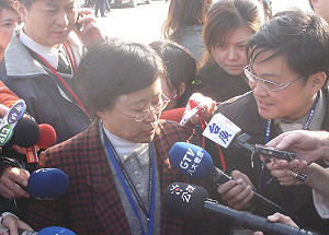 參訪行程超保密   記者戲稱被綁架