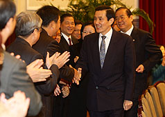 出賣台灣？ 國民黨五問蔡英文