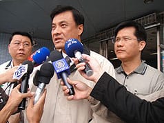 抗爭失控   民進黨與獨派團體切割