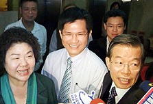 謝長廷首次公開支持林佳龍  角逐大台中