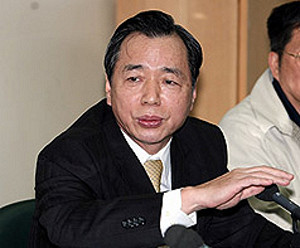 最「愚」官員大黑馬李述德 一夜間被灌爆3000票