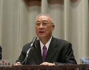 不是隨便喊價  吳敦義指17％比照新加坡