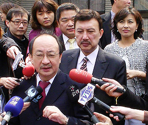 綠委連署支持黨主席連任  蔡同榮不簽