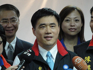 郝龍斌批「蘇」口水麻痺民眾