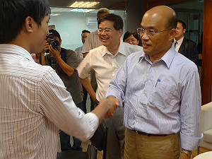 「草莓族」封號  蘇貞昌：有料就不怕