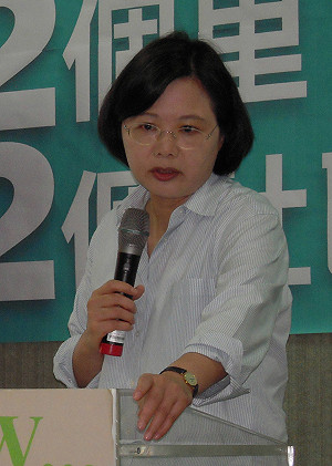 許添財批幫派化？  小英：是團結的丐幫