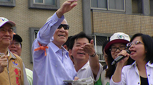 李登輝下指導棋 要市議員參選人主攻花博爭議