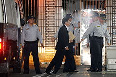 6小時激辯  高院凌晨裁定續押陳水扁