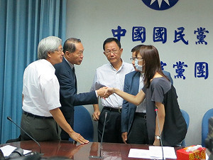 陳鎮湘質疑修法：部隊長常跑法院 怎訓練？