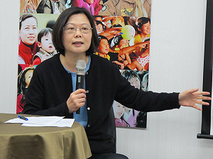 2014勝選目標？小英：好像我都在躲這問題