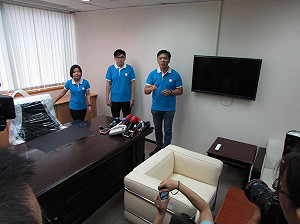 藍爆退黨潮？洪辦：看到更多人加入