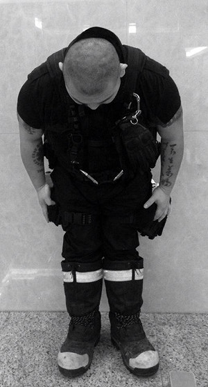 EMT道歉：辯稱「裸絞」老伯是專業判斷