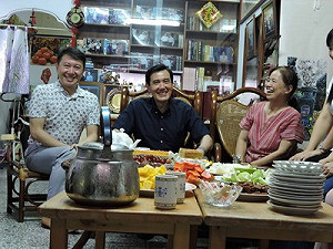 馬英九訪花蓮友人 自爆曾參與學運丟雞蛋