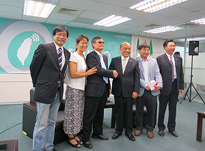 陳光誠倡「一國兩制」 民進黨：相互尊重