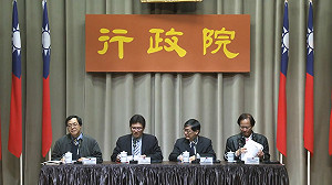 民團籲修公投法、選罷法 政院不提對案