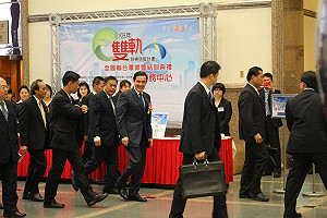 馬英九呼籲大學生  不要一天到晚想延畢