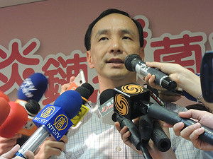 新北市府民調：朱施政滿意度將近8成