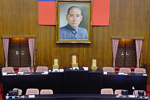 考監院存廢  賴士葆：為國家進步該廢