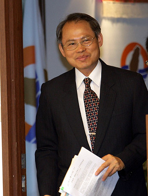 隨連戰訪中  台聯開除前主席蘇進強