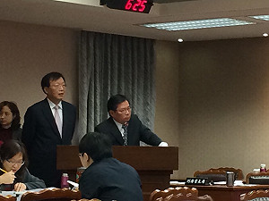 綠委批政院修公投法 大鳥籠變小鳥籠