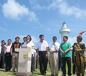 「一路有你」出發 小英：傾聽人民聲音