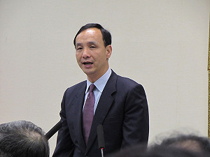 派人傳話不選2016？朱立倫：從未聽聞