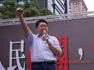 何博文：認真思考 參選嘉義市長