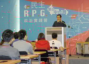 馬英九：小吃原料也是進口 閉鎖必然萎縮