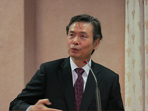 金溥聰：言論自由須透過訴訟才能澄清