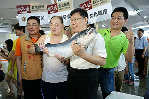 連勝文吐苦水喊委屈  柯文哲：還好啦